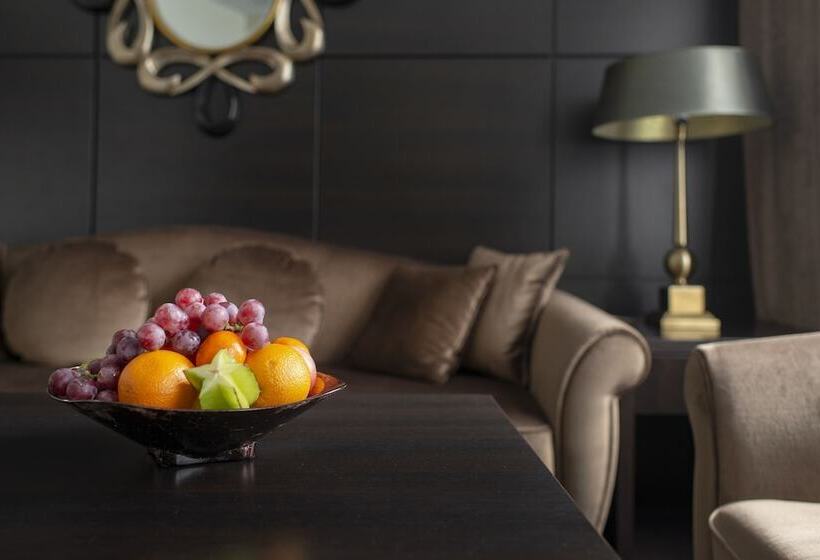 سوییت, Amberton Cathedral Square Hotel Vilnius