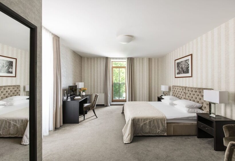 اتاق لوکس, Amberton Cathedral Square Hotel Vilnius