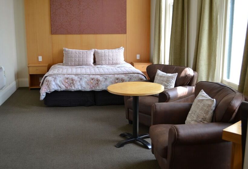 سوییت جونیور, Brydone Hotel Oamaru