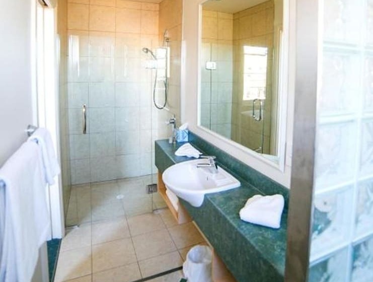 سوئیت کلاسیک, Brydone Hotel Oamaru
