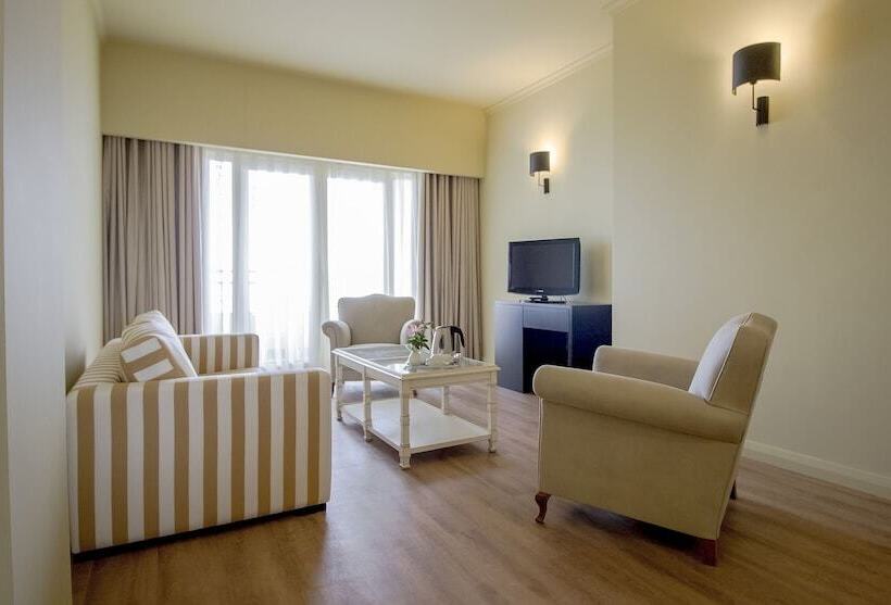 Suite Superior Vista Mar, Calheta Beach  Allinclusive  Savoy Signature