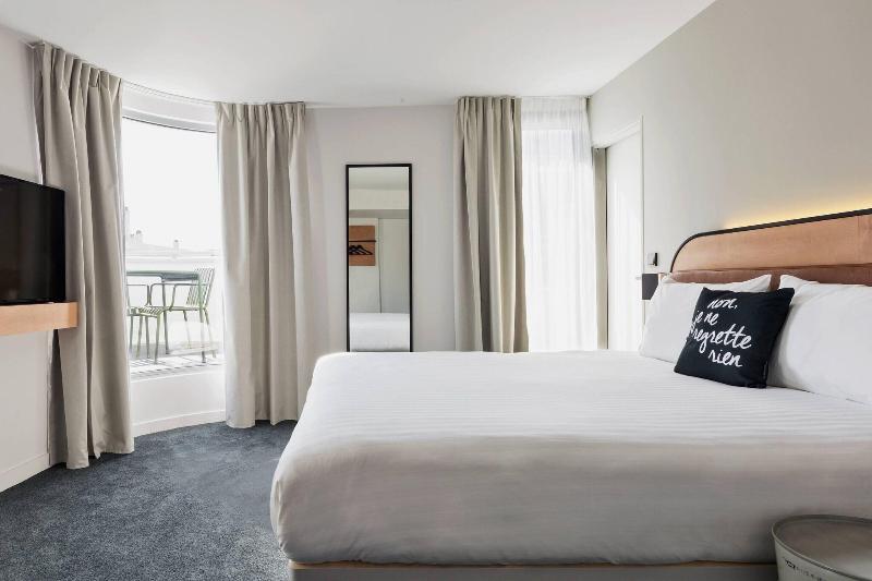 اتاق استاندارد با چشم‌انداز دریا, Casuarina Resort & Spa