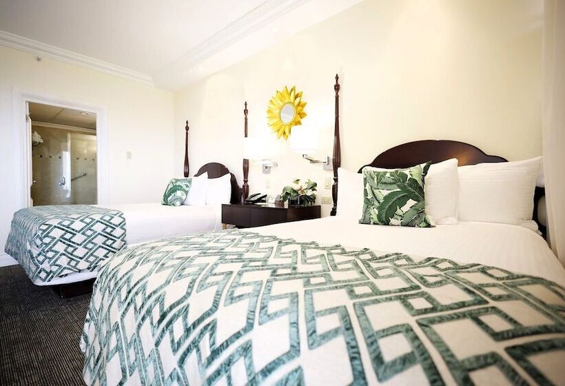 اتاق لوکس, Courtleigh Hotel & Suites