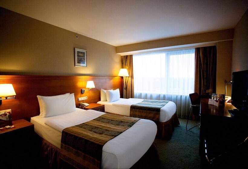 اتاق استاندارد, Vilnius Park Plaza Hotel, Restaurant & Terrace, Panorama Bar, Conference & Banquet Center