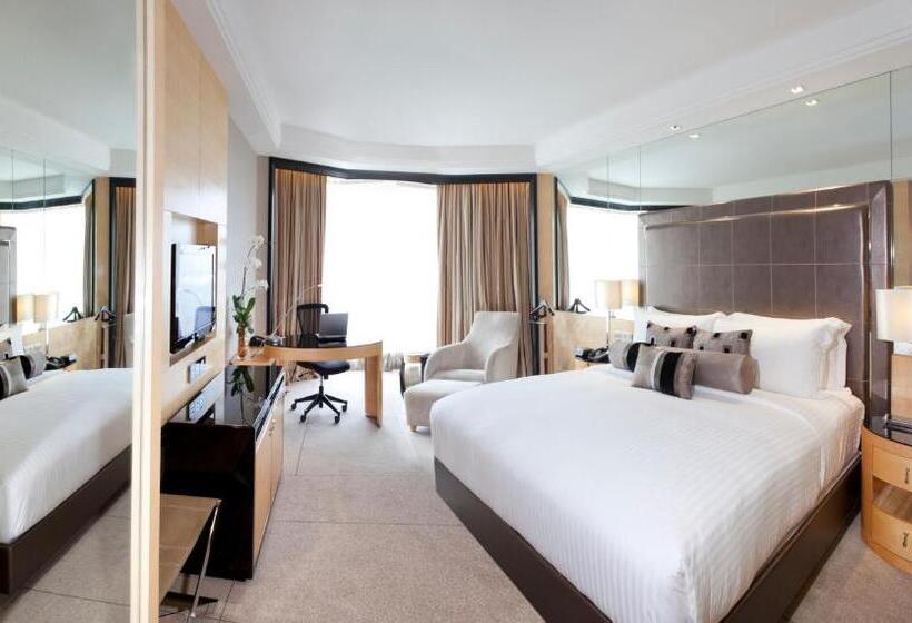 Habitación Club, Dorsett Grand Subang