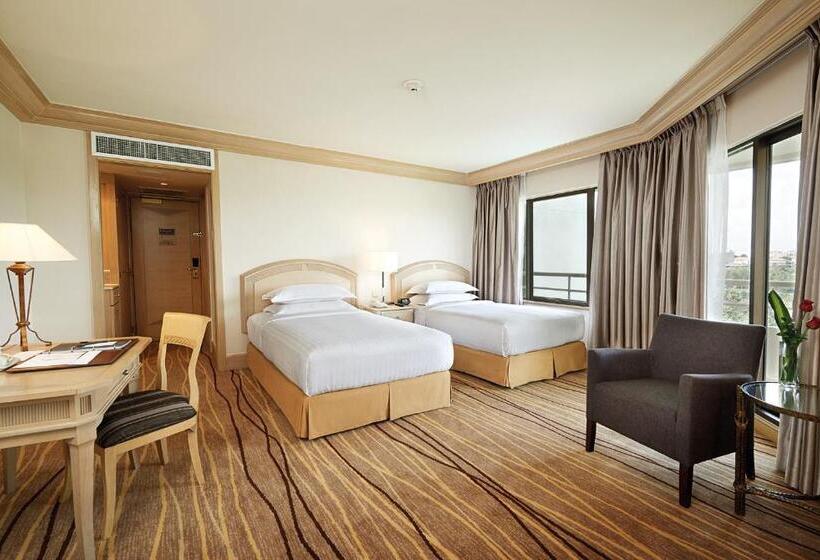 Standard Room, Dorsett Grand Subang