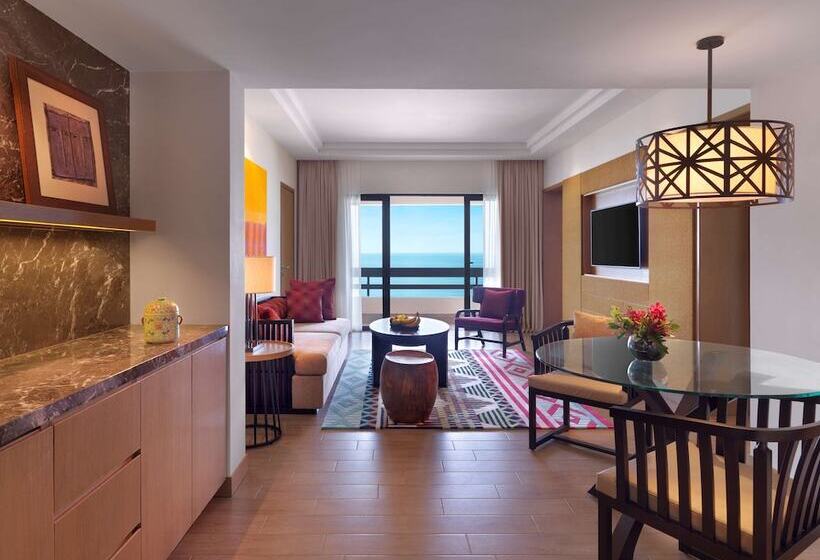 Executive Suite, Hyatt Regency Kuantan Resort