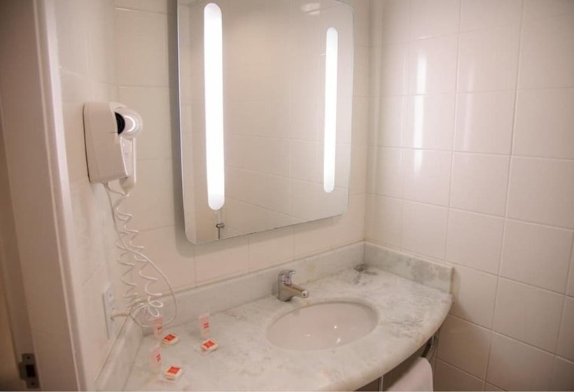 اتاق استاندارد, Ibis Joinville