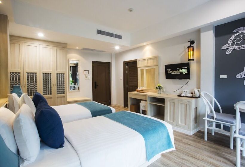 اتاق لوکس, Khaolak Emerald Beach Resort And Spa
