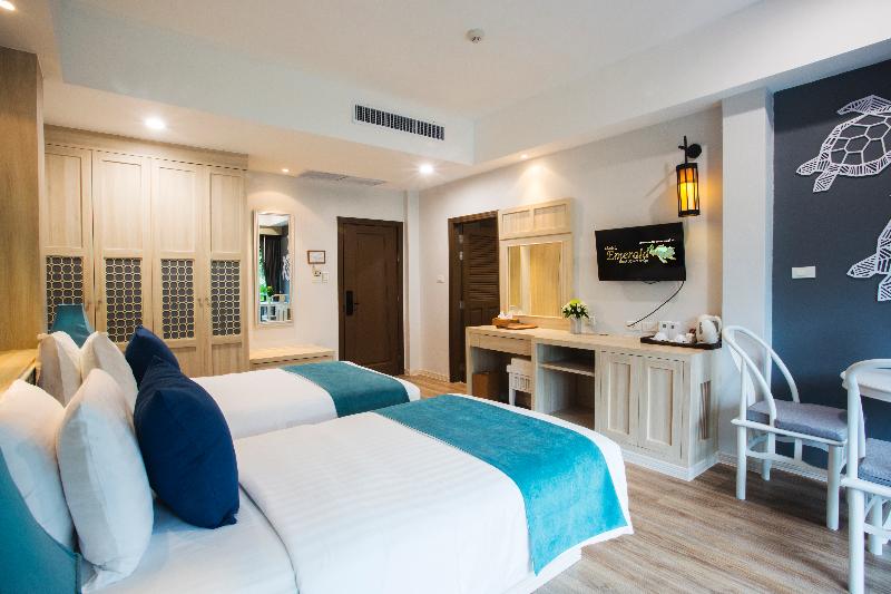 اتاق لوکس, Khaolak Emerald Beach Resort And Spa