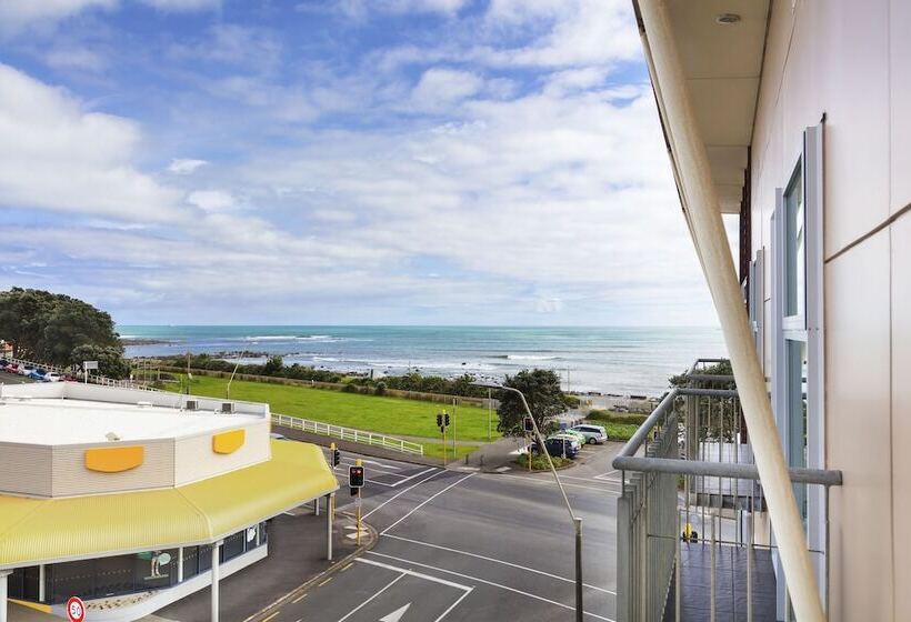 اتاق سوپریور, Millennium  New Plymouth Waterfront