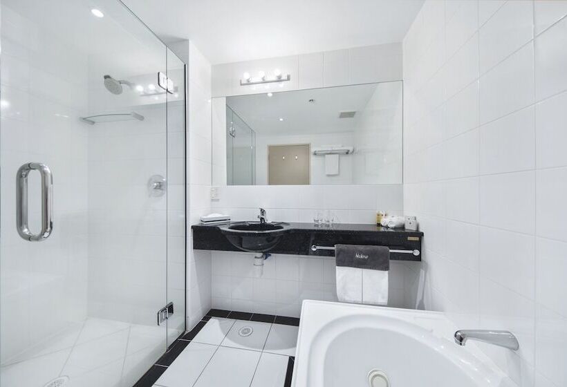 اتاق لوکس با تخت بزرگ, Millennium Hotel New Plymouth, Waterfront