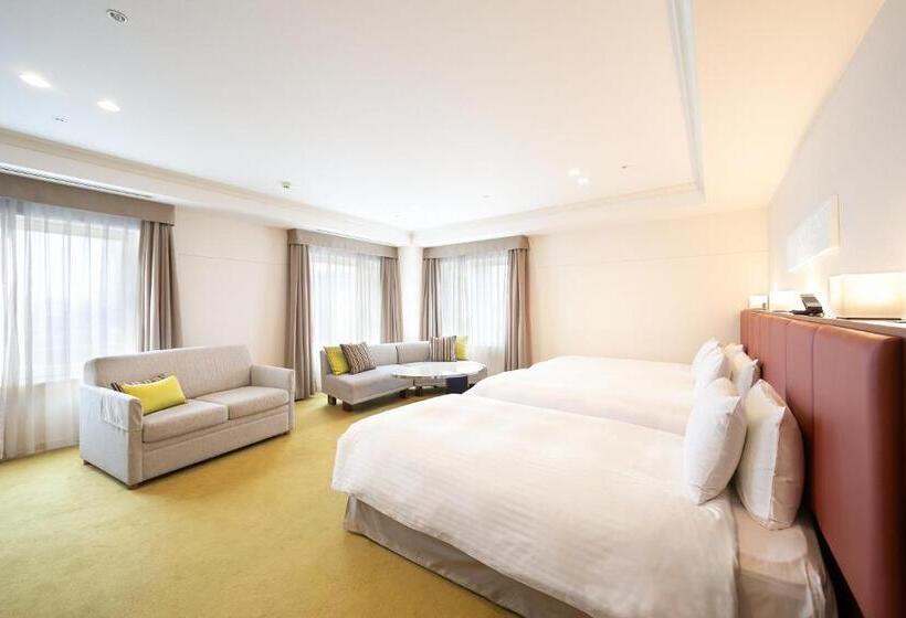 Suite Familiare, Namba Oriental