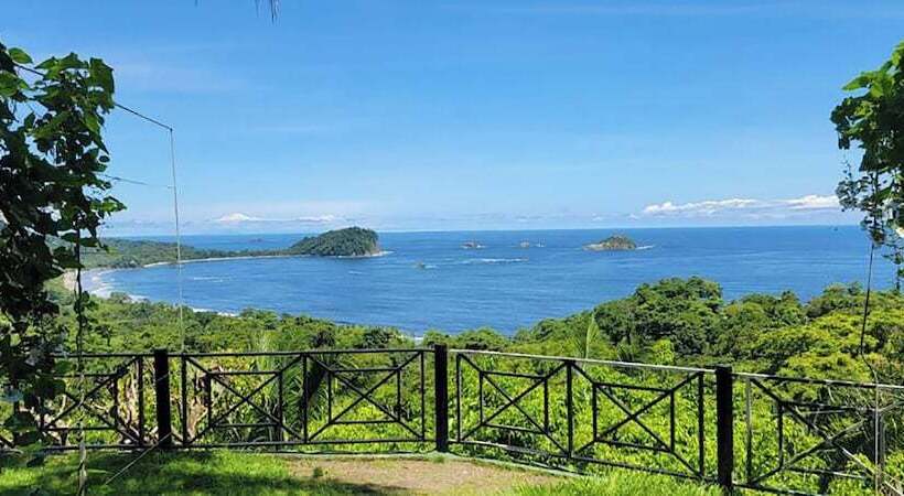 اتاق سوپریور با چشم‌انداز دریا, Oceans Two Resort