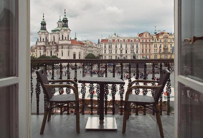 Executive Suite with Balcony, Old Town Square  & Residence