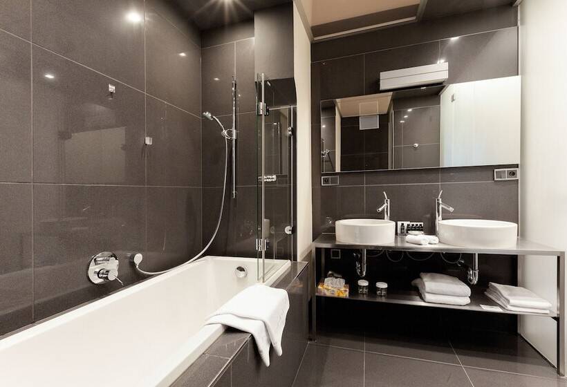 غرفة قياسية, Old Town Square Residence By Emblem