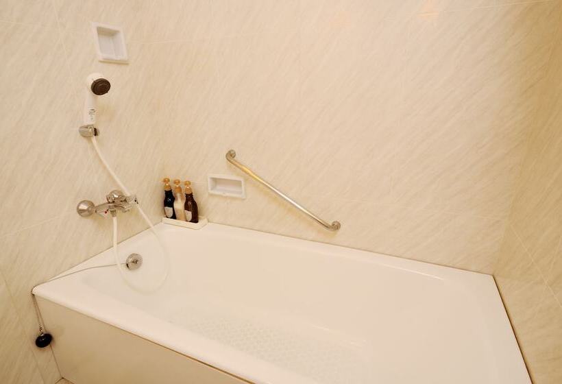 اتاق استاندارد یک نفره, Rembrandt Hotel Ebina