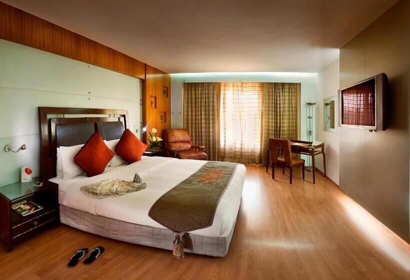 سوئیت دلوکس 2 خوابه, The Lalit Mumbai