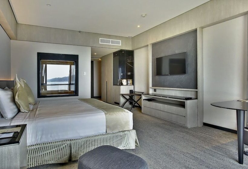 豪华海景房, The Pacific Sutera