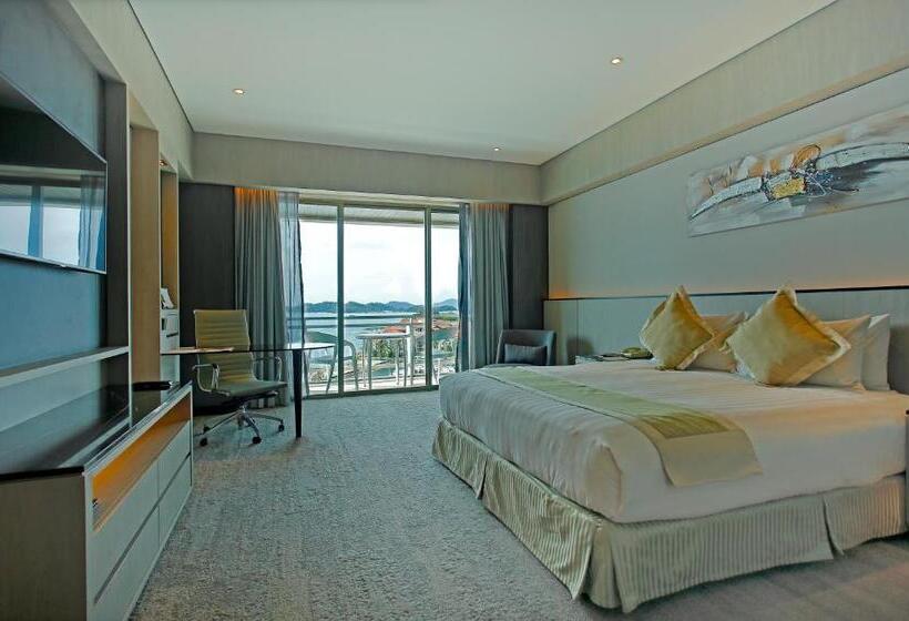 高级海景房, The Pacific Sutera