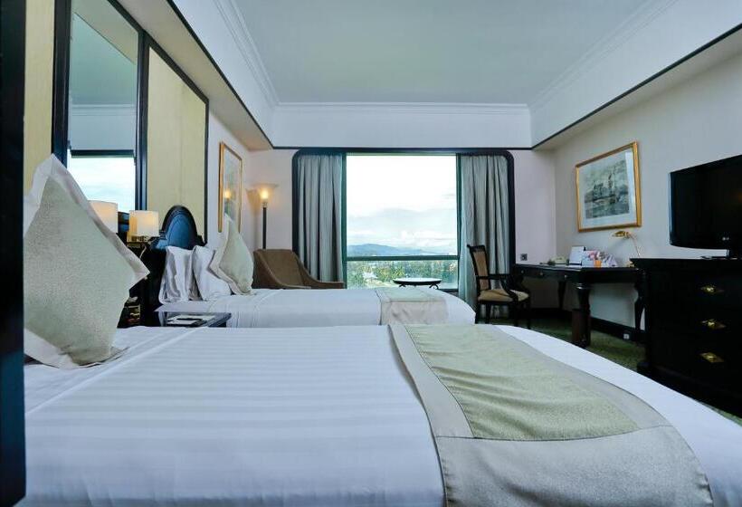 家庭间, The Pacific Sutera
