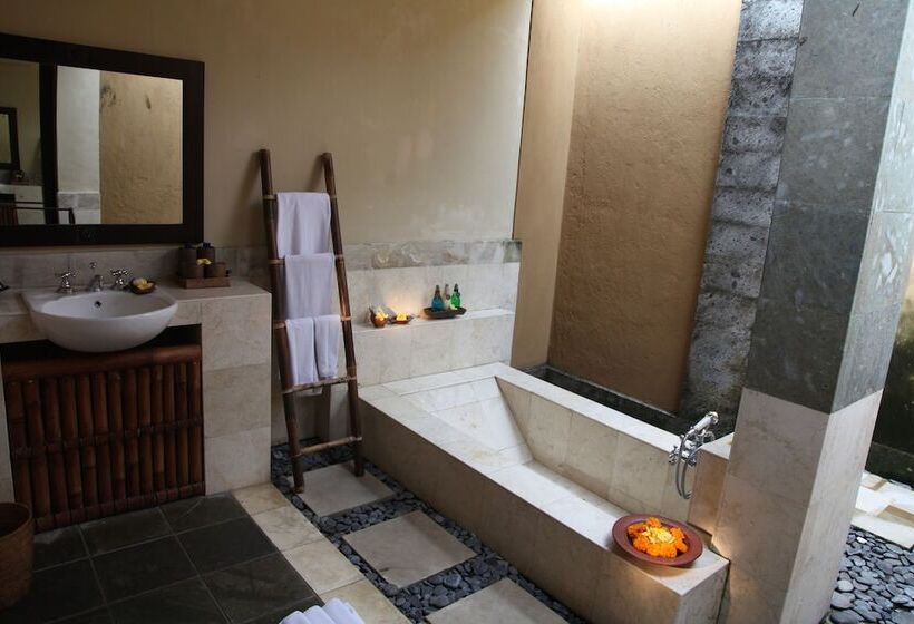 اتاق لوکس, The Sungu Resort & Spa