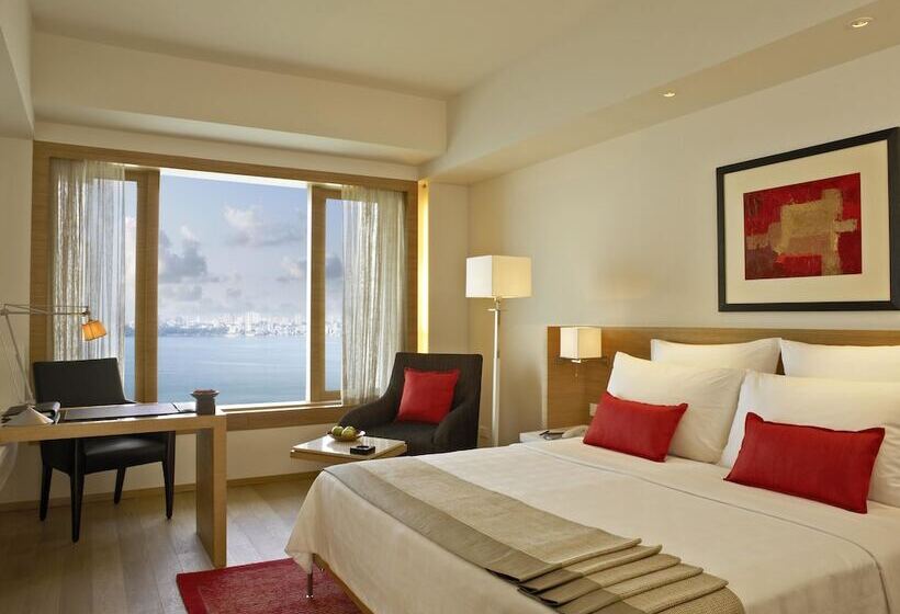 Camera Premium Vista Mare, Trident Nariman Point Mumbai