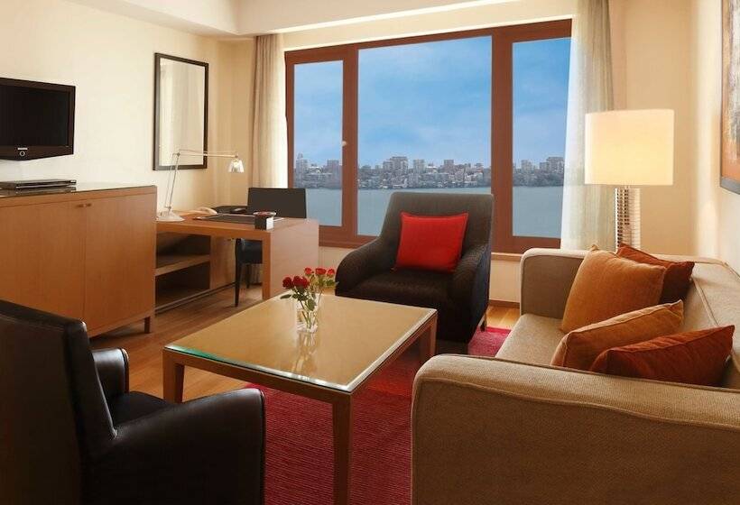 Suite Executive, Trident Nariman Point Mumbai