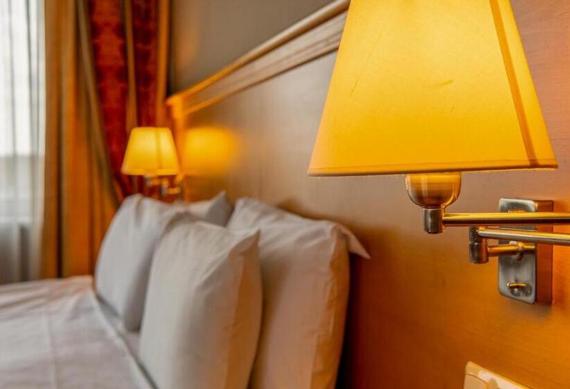 اتاق اجرایی, Vilnius Park Plaza Hotel, Restaurant & Terrace, Panorama Bar, Conference & Banquet Center