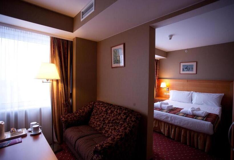 اتاق اجرایی, Vilnius Park Plaza Hotel, Restaurant & Terrace, Panorama Bar, Conference & Banquet Center