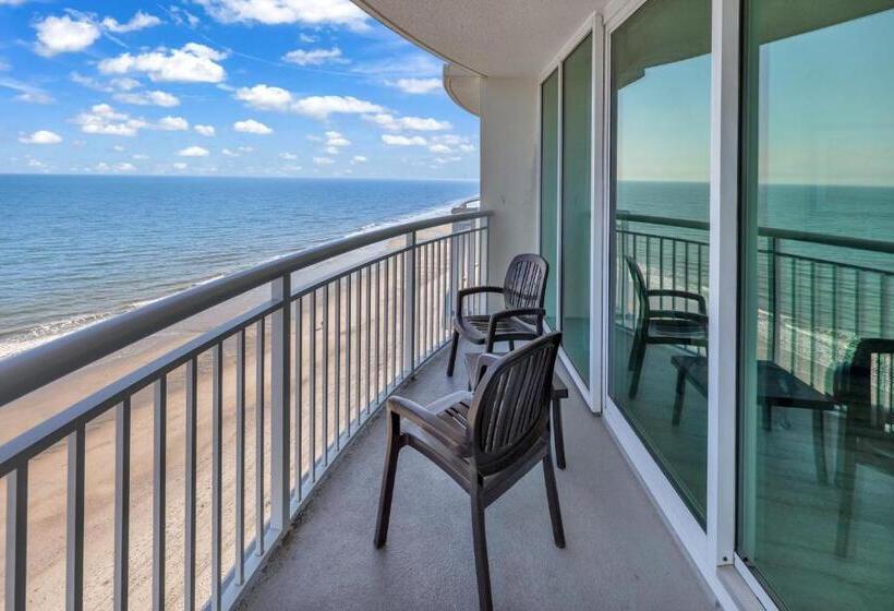 3 Bedroom Suite, Sandy Beach Resort