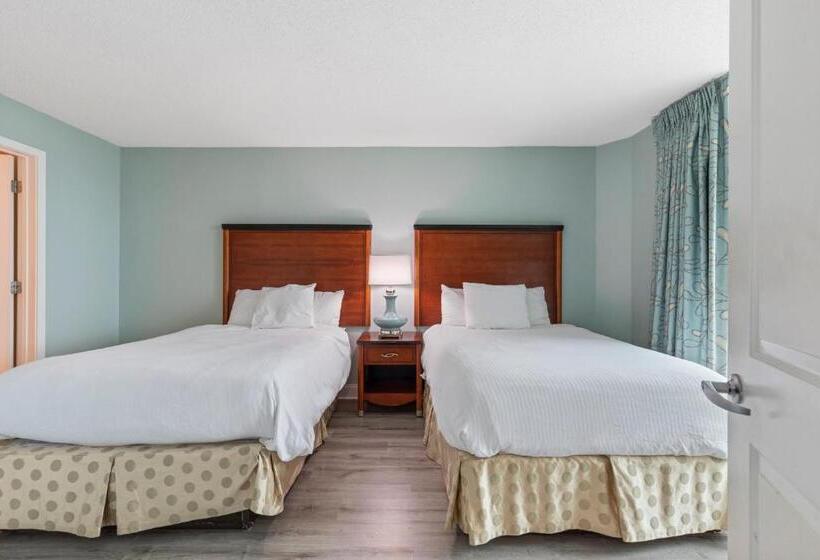 سوییت سوپریور با چشم‌انداز دریا, Sandy Beach Resort