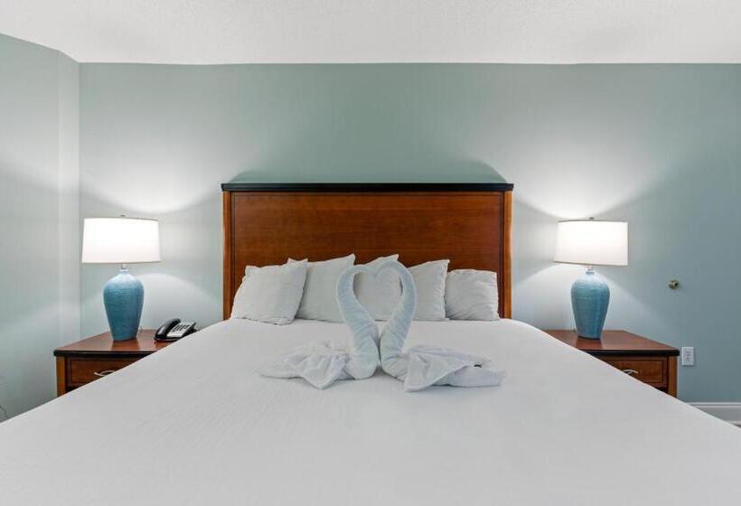 Deluxe Suite King Bed, Sandy Beach Resort