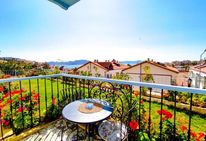 سوییت جونیور با چشم‌انداز دریا, Mavi Kiyi Suites