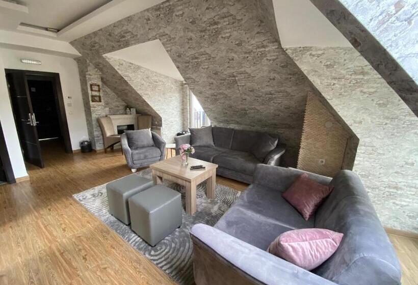 آپارتمان 2 خوابه, Mujen Lux Kopaonik