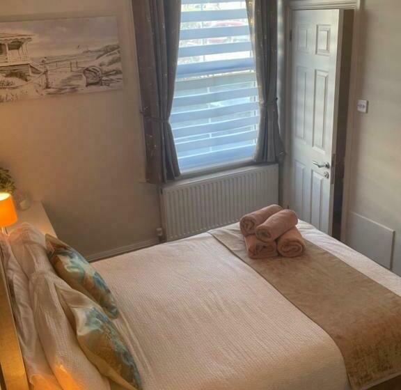 اتاق استاندارد, Rivendell Guest House