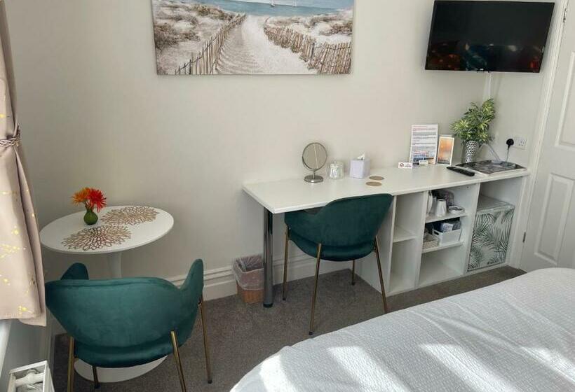 اتاق استاندارد, Rivendell Guest House