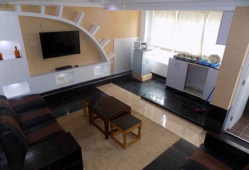 آپارتمان سوپریور 1 خوابه, Sagwe Furnished Apartments