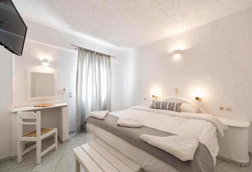 Chambre Familiale, Artemis Suites