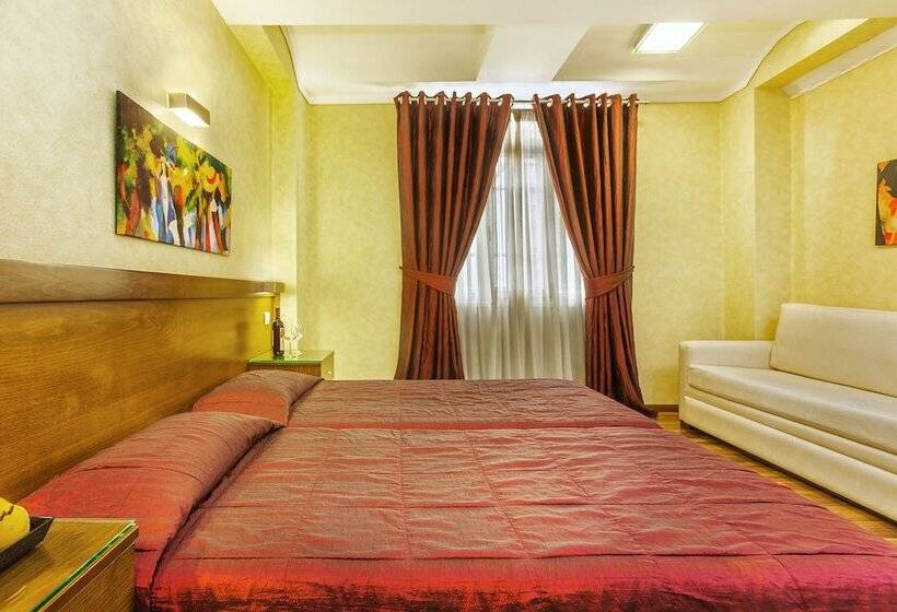 Standard Triple Room, Egnatia