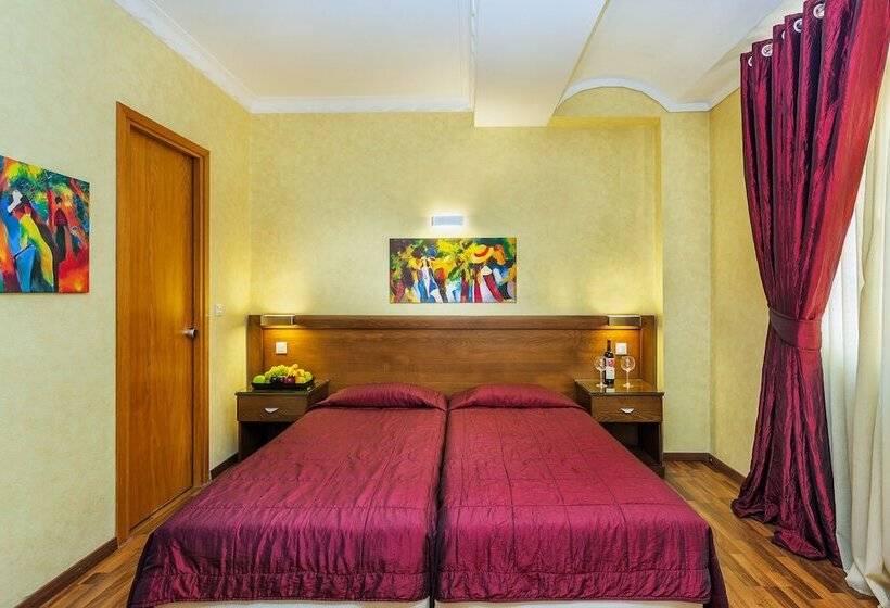 Standard Triple Room, Egnatia