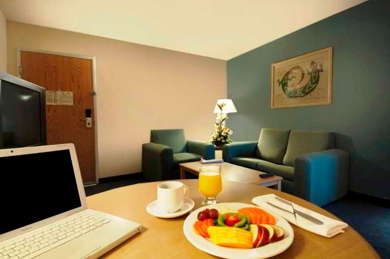 سوییت جونیور, Fiesta Inn Express Hermosillo