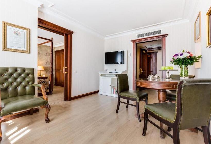 Deluxe Suite King Bed, Gordion Hotel   Special Class