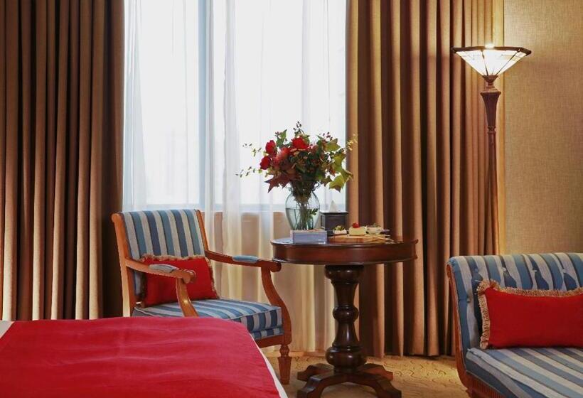 اتاق اجرایی با تخت بزرگ, Grand Noble Hotel Dongguan