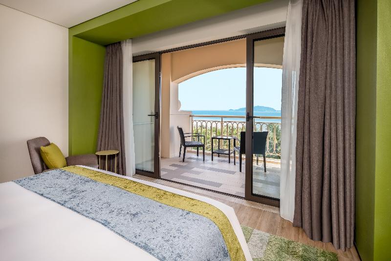 سوئیت با تخت بزرگ, Holiday Inn Resort Sanya Bay, An Ihg