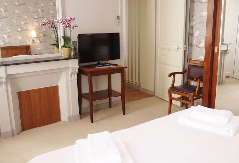 آپارتمان 1 خوابه, Home Paris 16