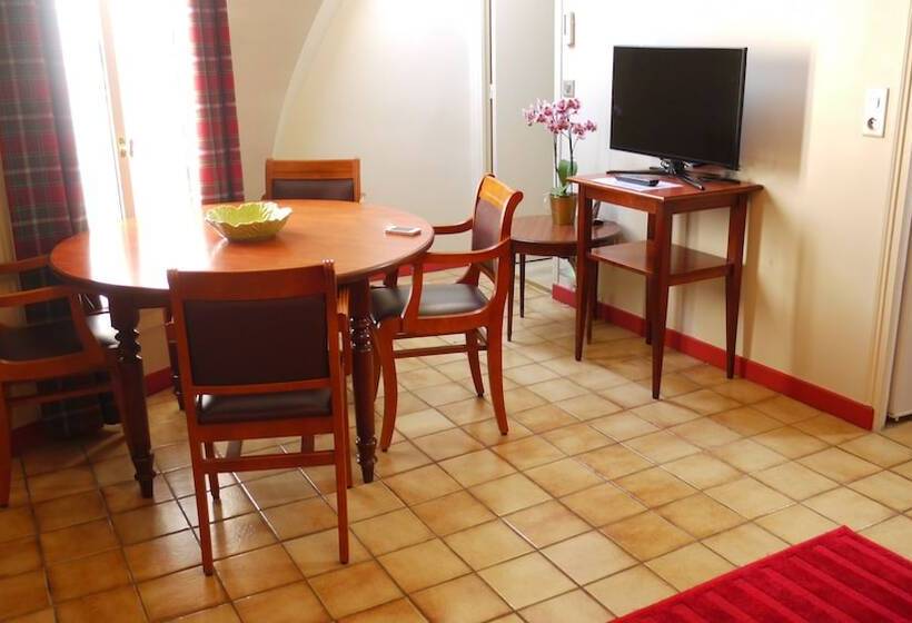 آپارتمان خانوادگی 2 خوابه, Home Paris 16
