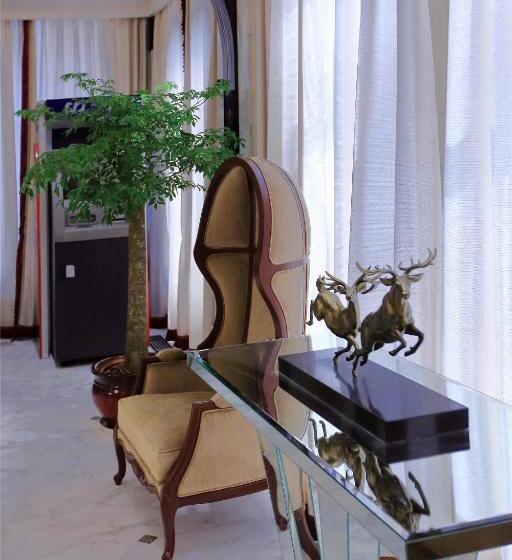 سوییت, Jinjiang Metropolo Hotel Classiq,shanghai Bund Circle