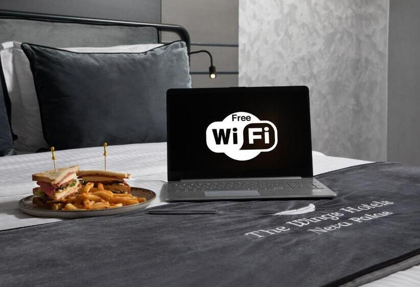 اتاق استاندارد سه نفره, The Wings Hotels Neva Palas