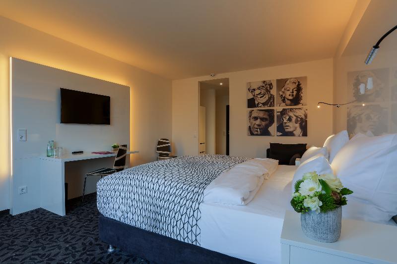 スタンダードシングルルーム, Thermal Hotels & Walliser Alpentherme Leukerbad